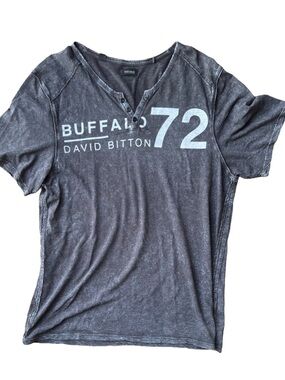 Buffalo David Bitton Men’s Charcoal Graphic Henley T-Shirt - 72 Print